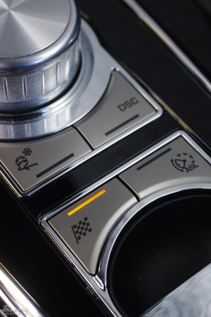 捷豹XKR内饰图片