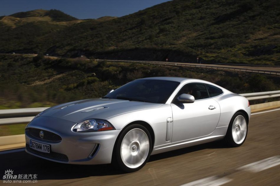 捷豹XKR外观图片