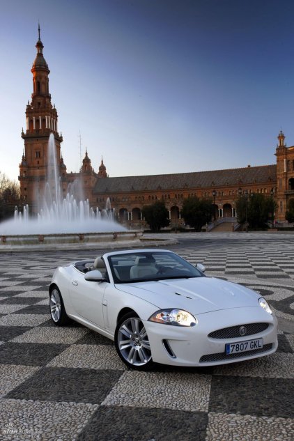 捷豹XKR外观图片