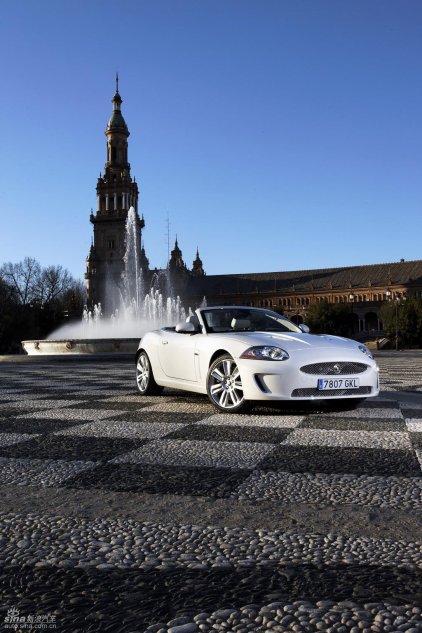 捷豹XKR外观图片