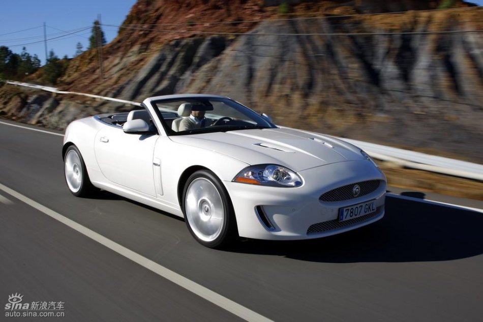 捷豹XKR外观图片