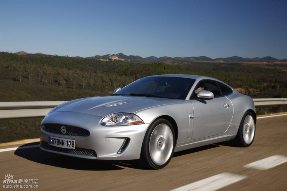 捷豹XKR外观图片