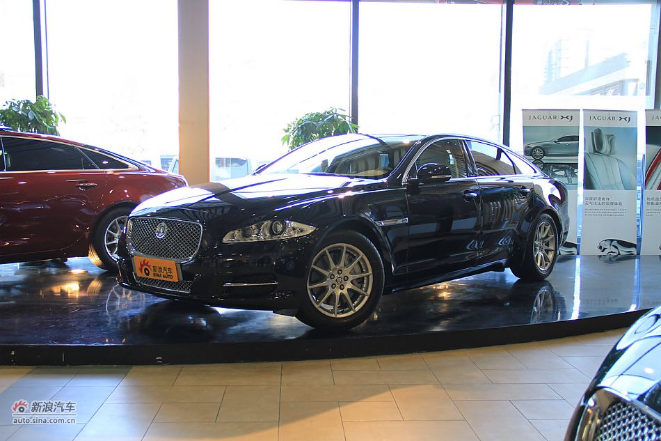 2012款捷豹XJL到店实拍