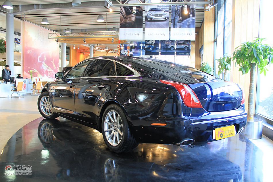 2012款捷豹XJL到店实拍