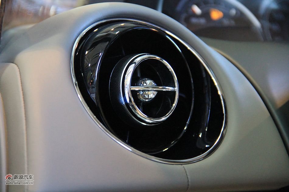 2012款捷豹XJL到店实拍