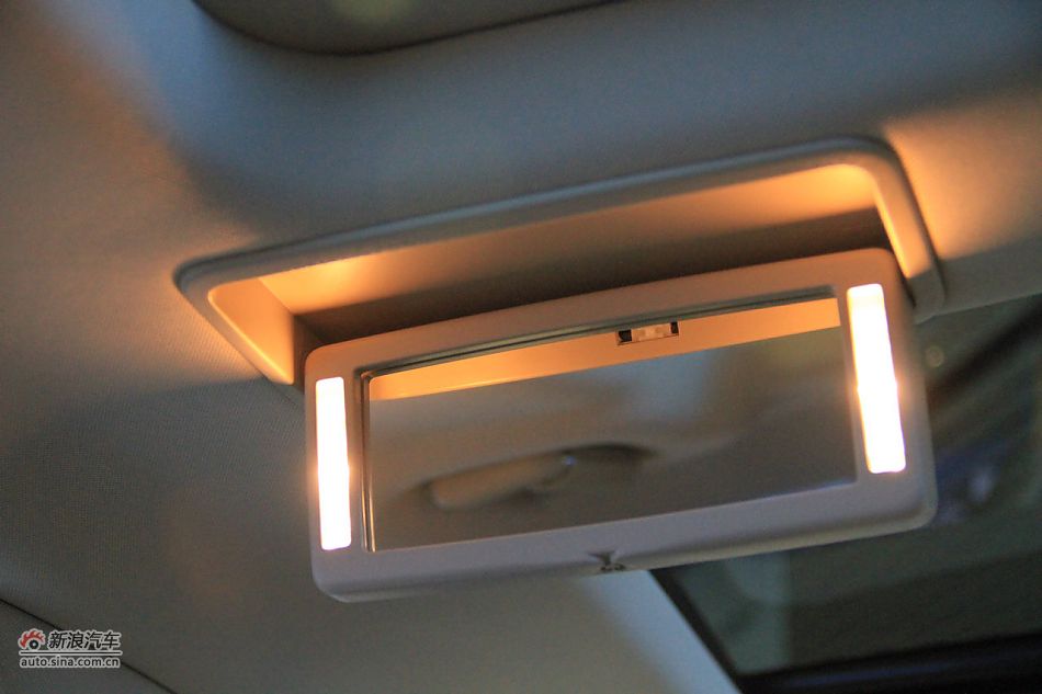 2012款捷豹XJL到店实拍