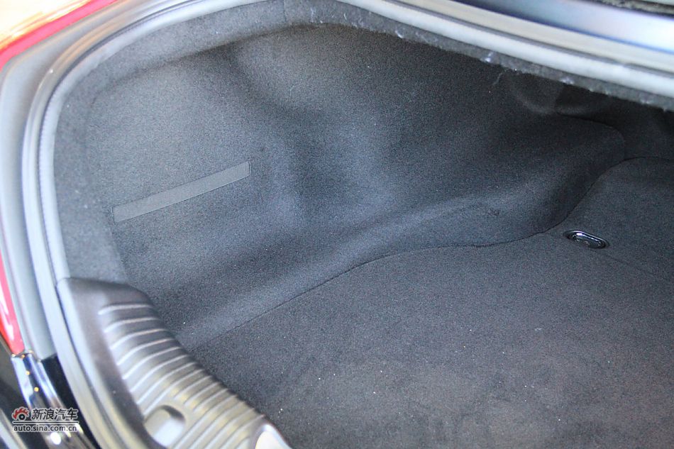 2012款捷豹XJL到店实拍