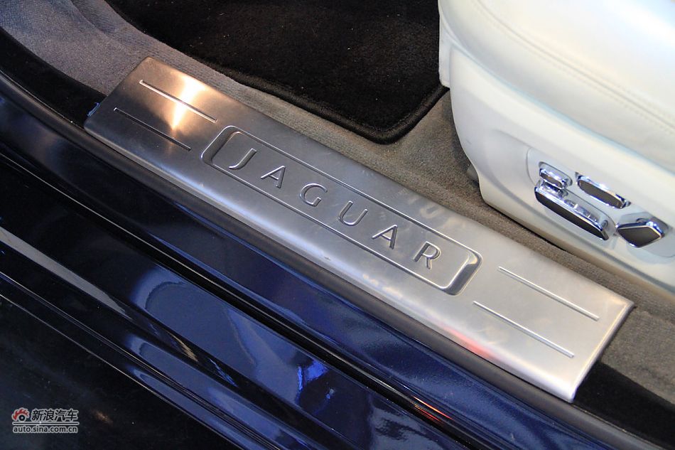 2012款捷豹XJL到店实拍