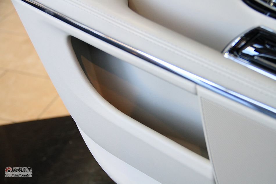 2012款捷豹XJL到店实拍