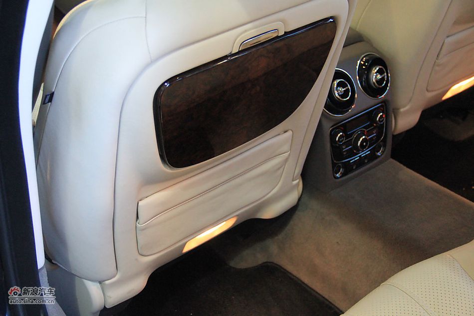 2012款捷豹XJL到店实拍