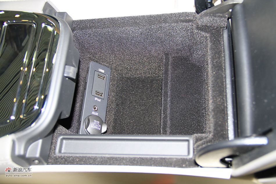 2012款捷豹XJL到店实拍