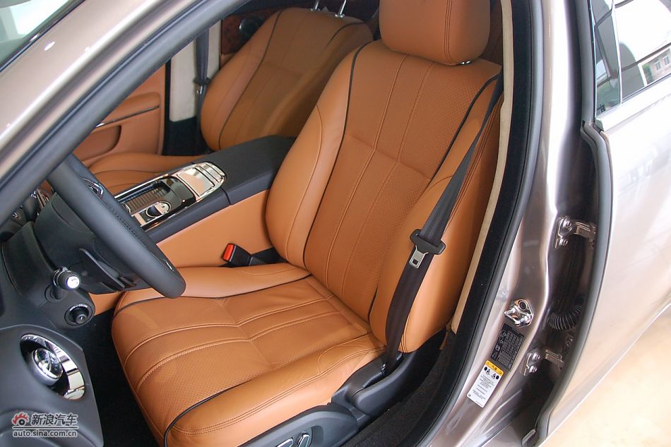 捷豹XJ内饰
