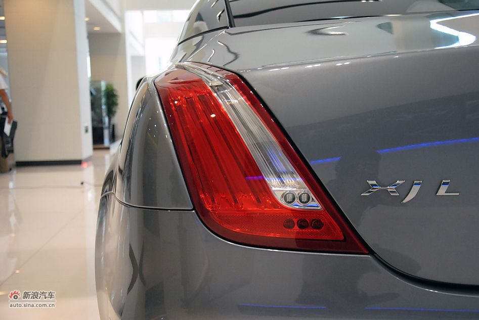 2011款捷豹XJL旗舰尊荣版