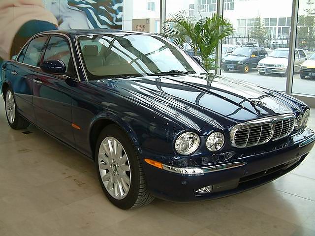 2004ݱXJ8