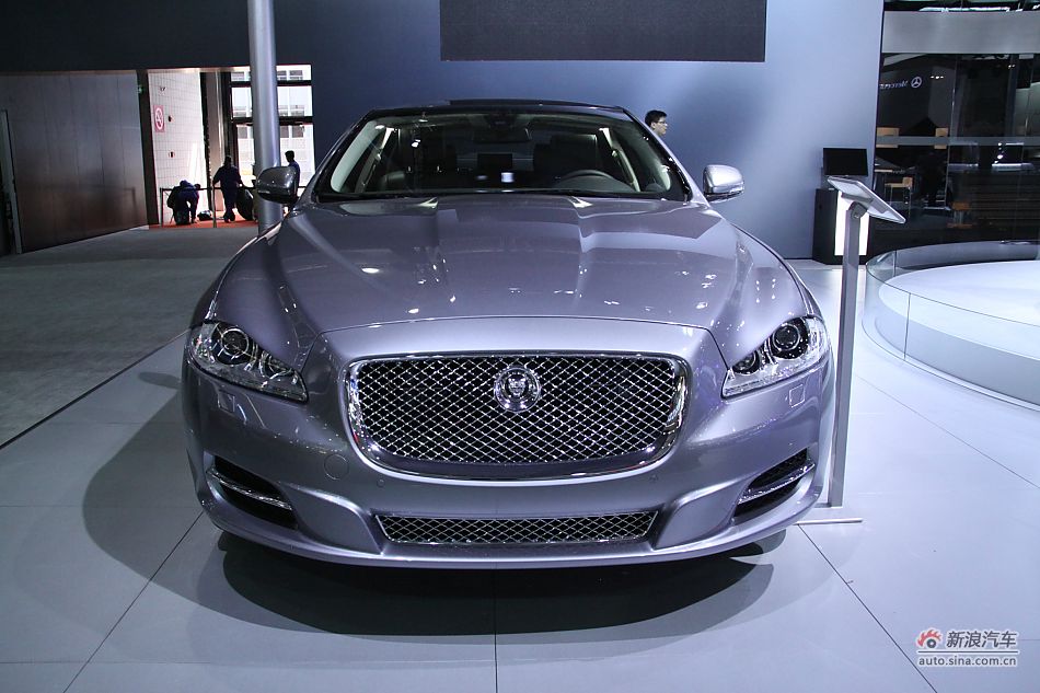 捷豹XJ全景商务车