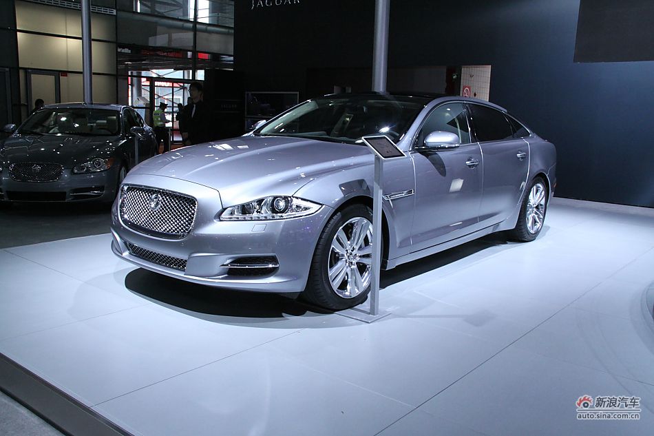 捷豹XJ全景商务车