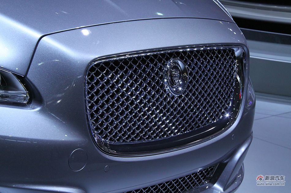 捷豹XJ全景商务车