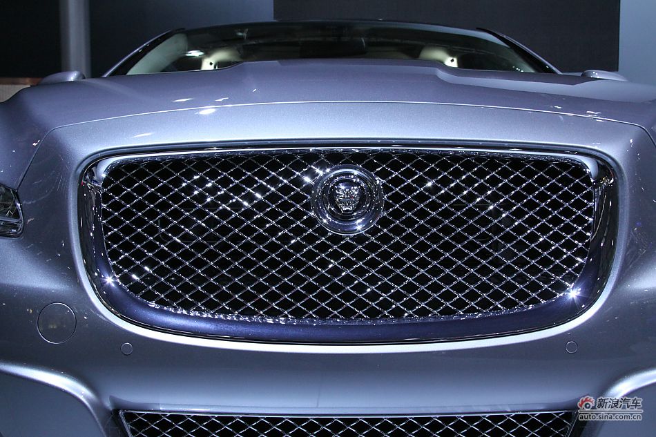 捷豹XJ全景商务车