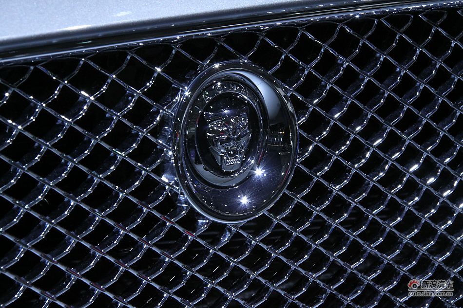 捷豹XJ全景商务车