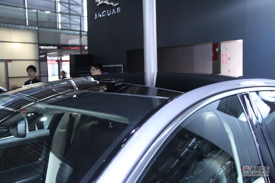 捷豹XJ全景商务车