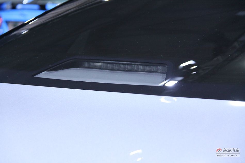 捷豹XJ全景商务车