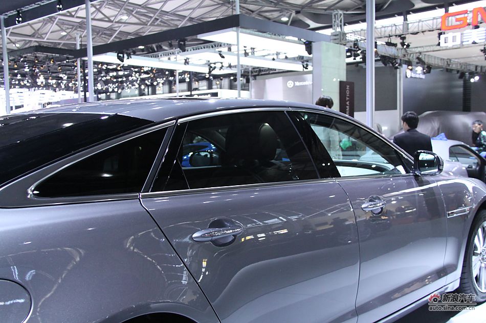 捷豹XJ全景商务车