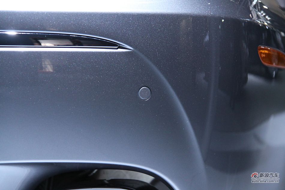 捷豹XJ全景商务车