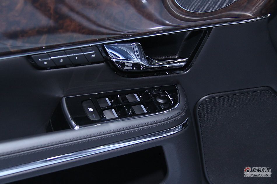 捷豹XJ全景商务车