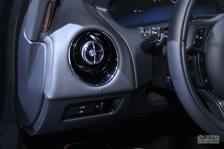 捷豹XJ全景商务车