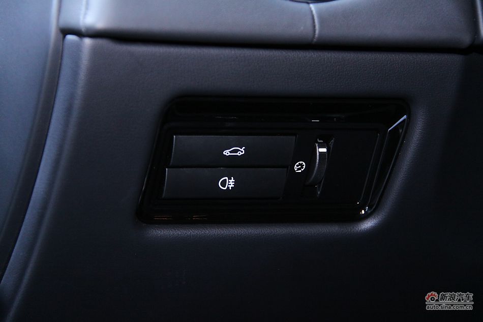 捷豹XJ全景商务车