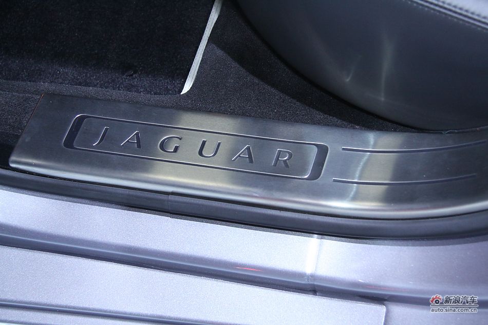 捷豹XJ全景商务车