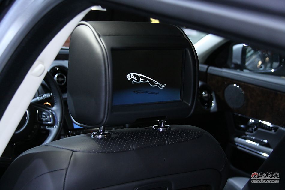 捷豹XJ全景商务车