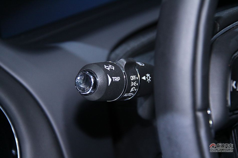 捷豹XJ全景商务车