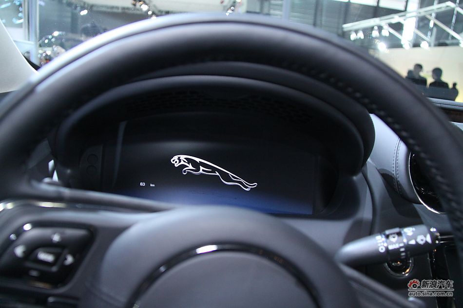 捷豹XJ全景商务车