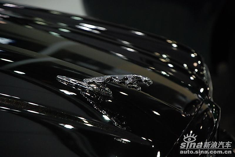 捷豹XJ8L 皇家加长版