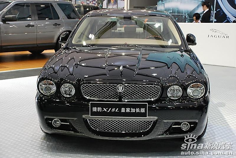 捷豹XJ8L 皇家加长版