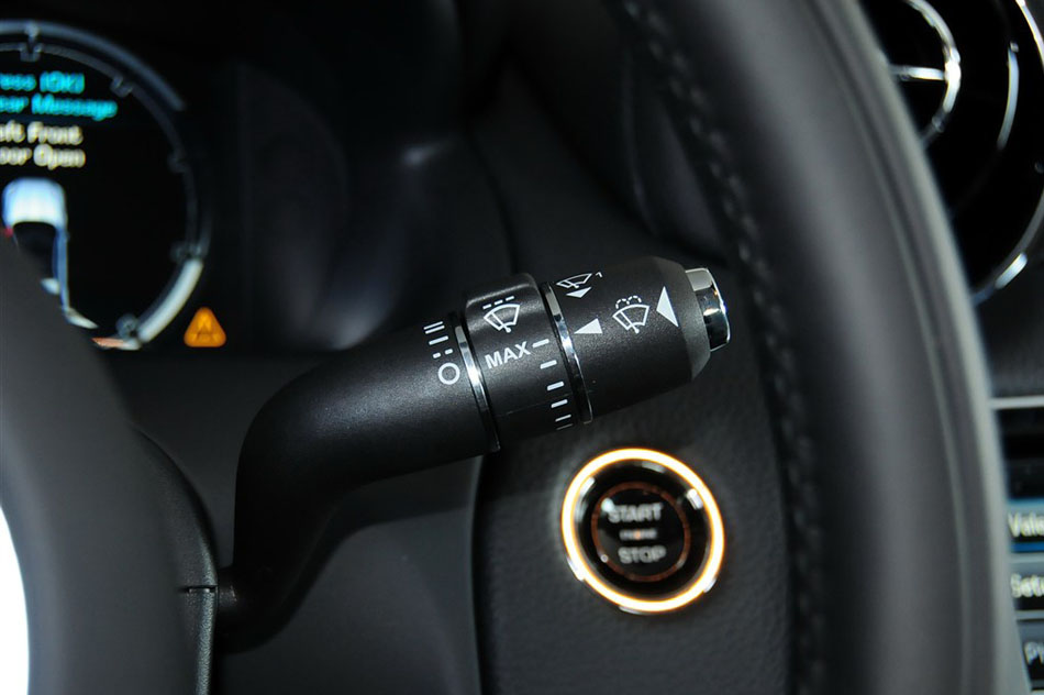 2015款 XJL 2.0T 两驱典雅商务版 内饰