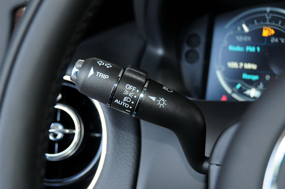 2015款 XJL 2.0T 两驱典雅商务版 内饰