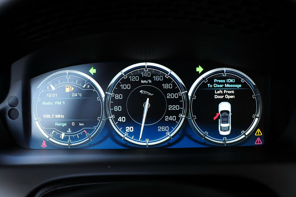 2015款 XJL 2.0T 两驱典雅商务版 内饰