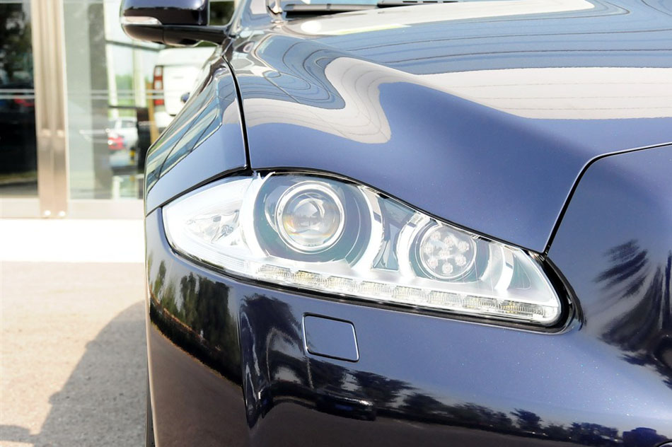 2015款 XJL 2.0T 两驱典雅商务版 细节