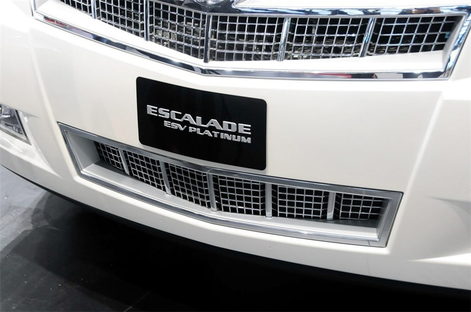 2013款凯雷德ESV铂金版加长型