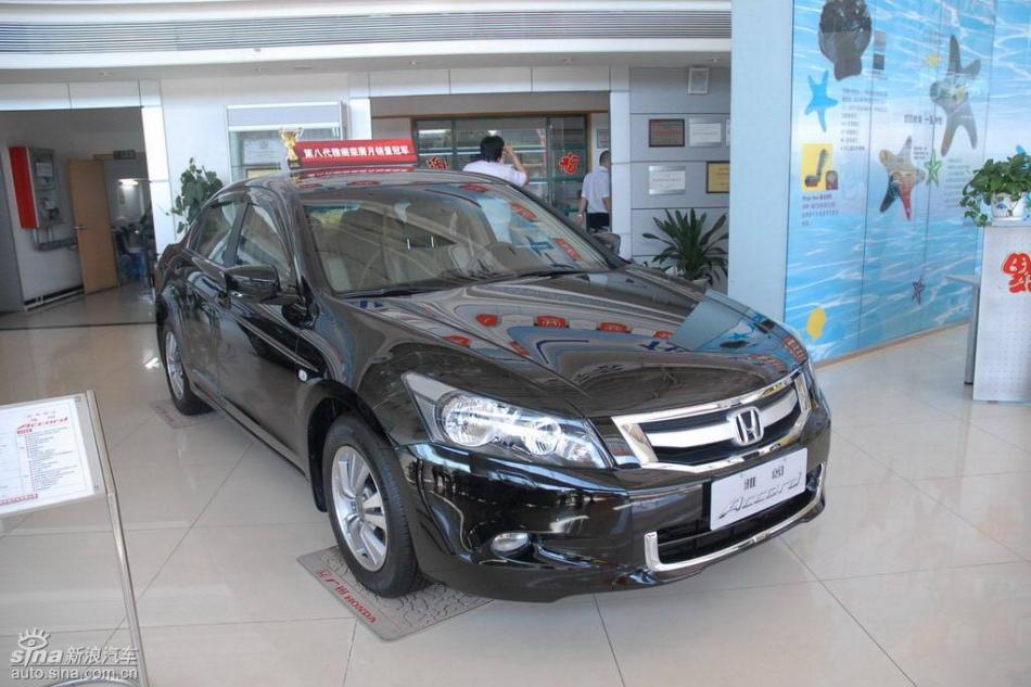 全新雅阁2.4L EX AT外观