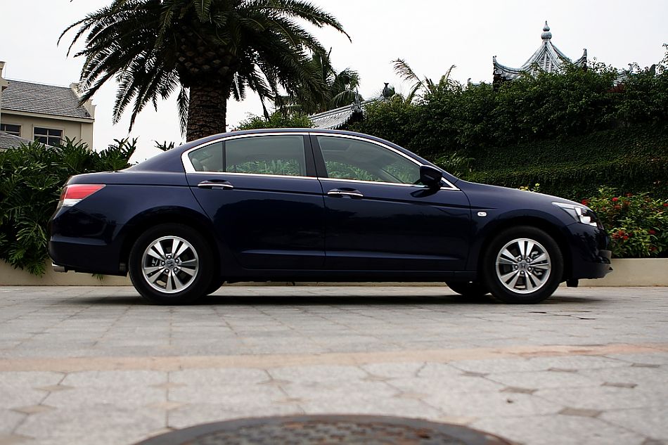 第八代雅阁外观图片