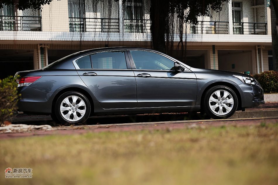 2011款雅阁2.4EXL Navi外观图片