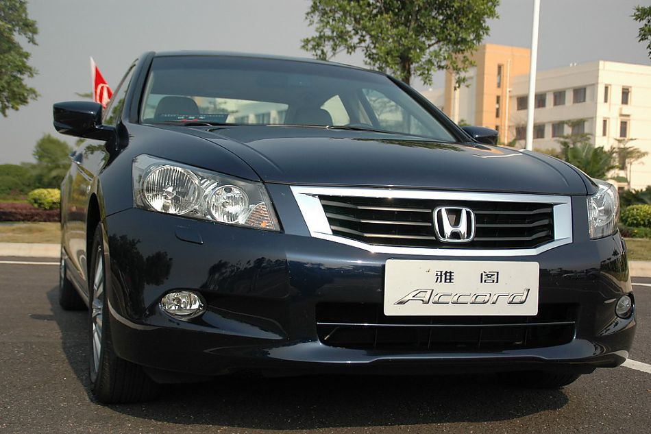 第八代雅阁外观图片　