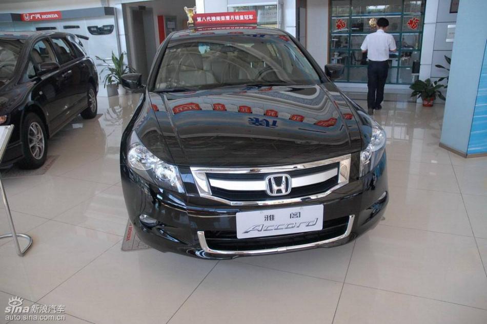 全新雅阁2.4L EX AT外观