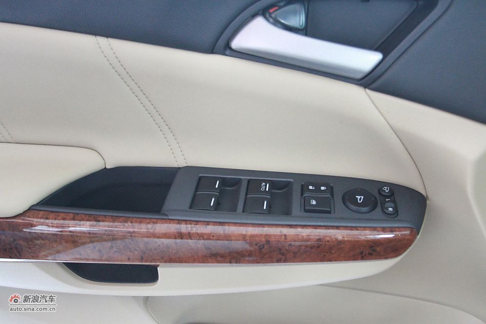 2011款雅阁2.4L EX自动型