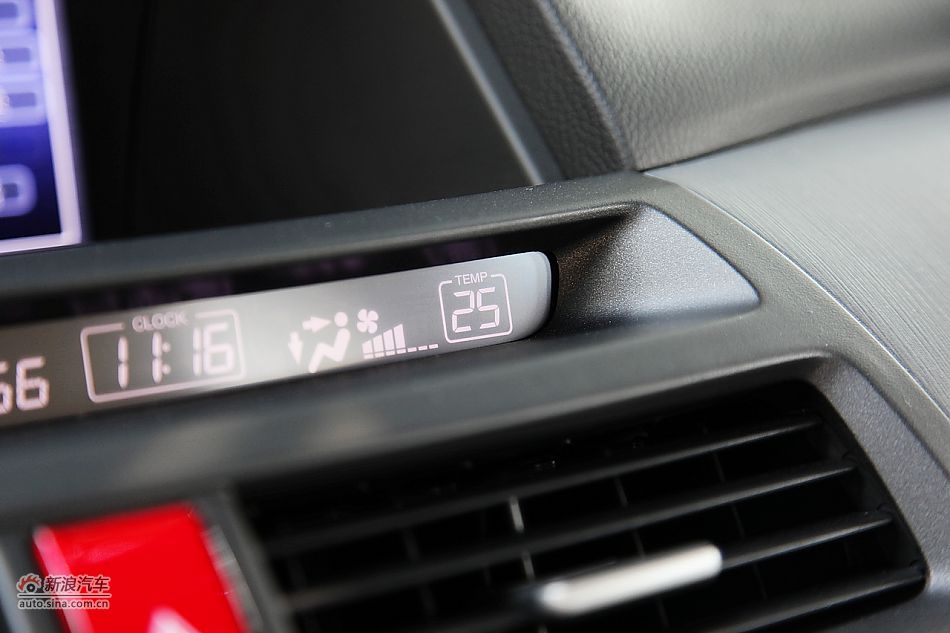 2011款雅阁2.4EXL Navi内饰图片