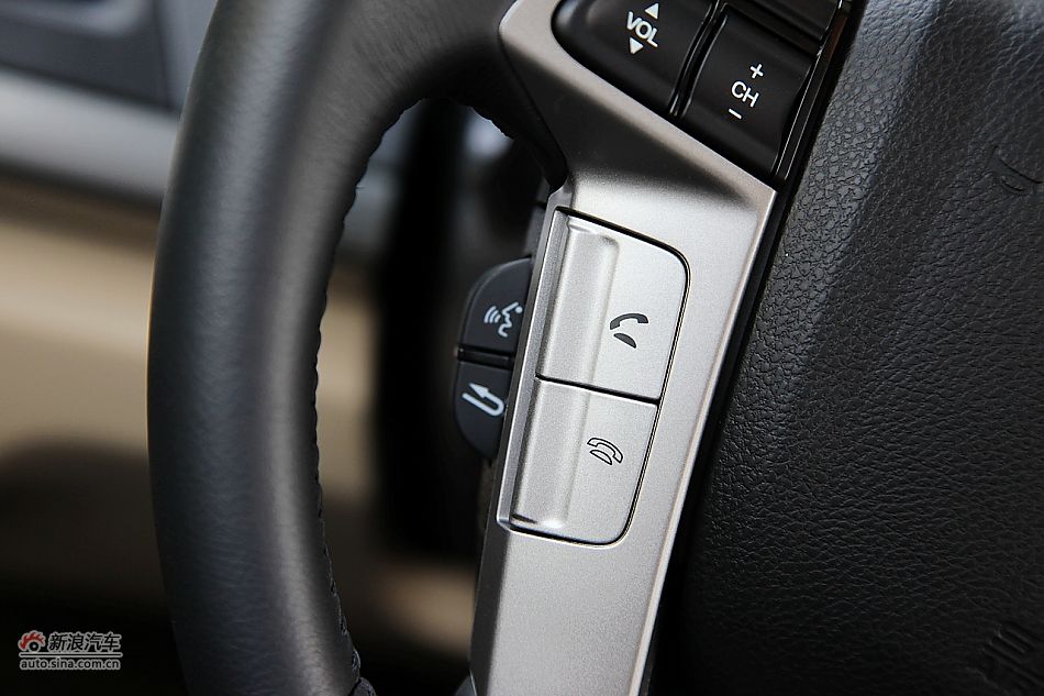 2011款雅阁2.4EXL Navi内饰图片