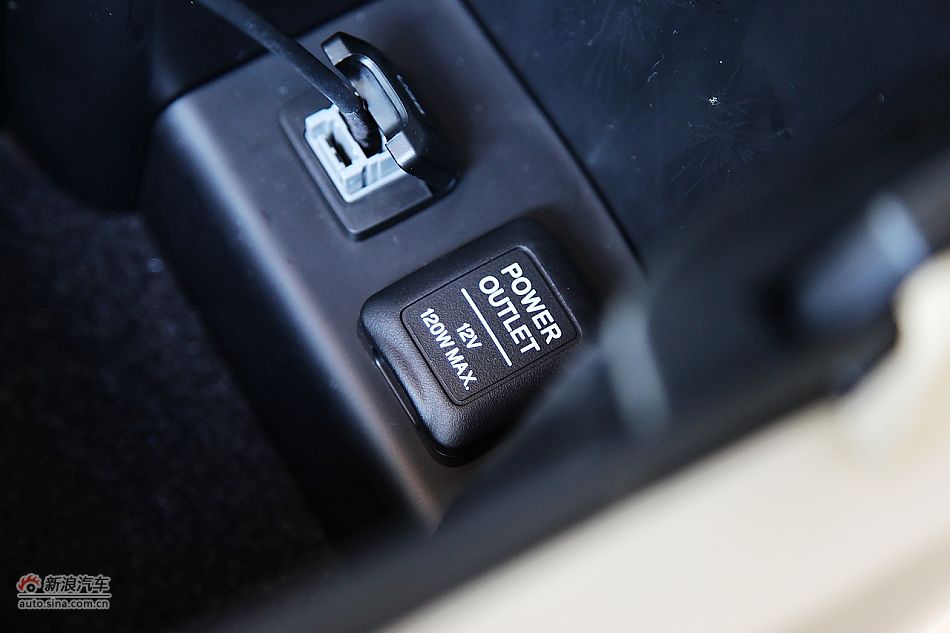 2011款雅阁2.4EXL Navi内饰图片